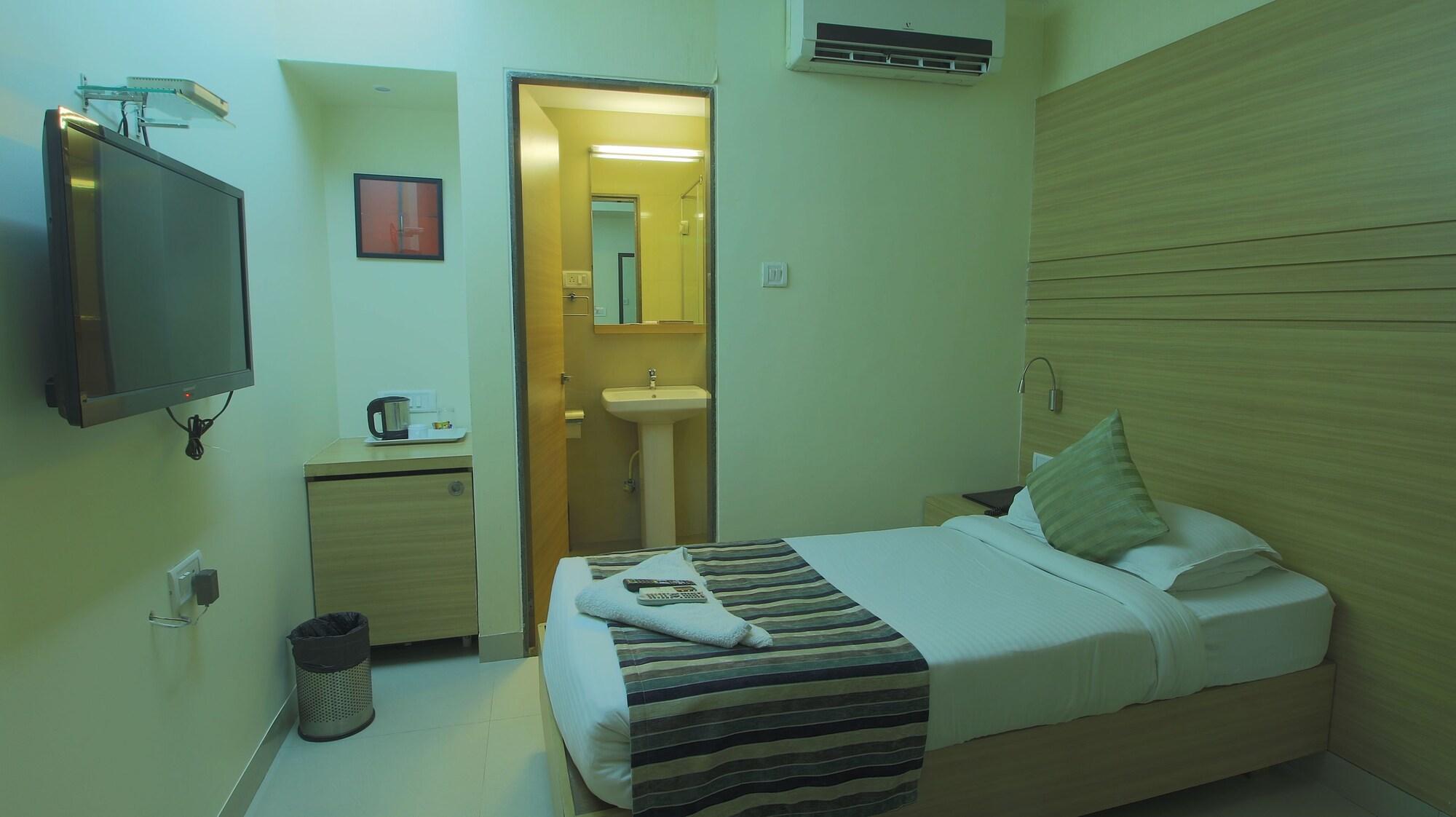 Hotel Concord Galaxy Mumbai Exterior photo
