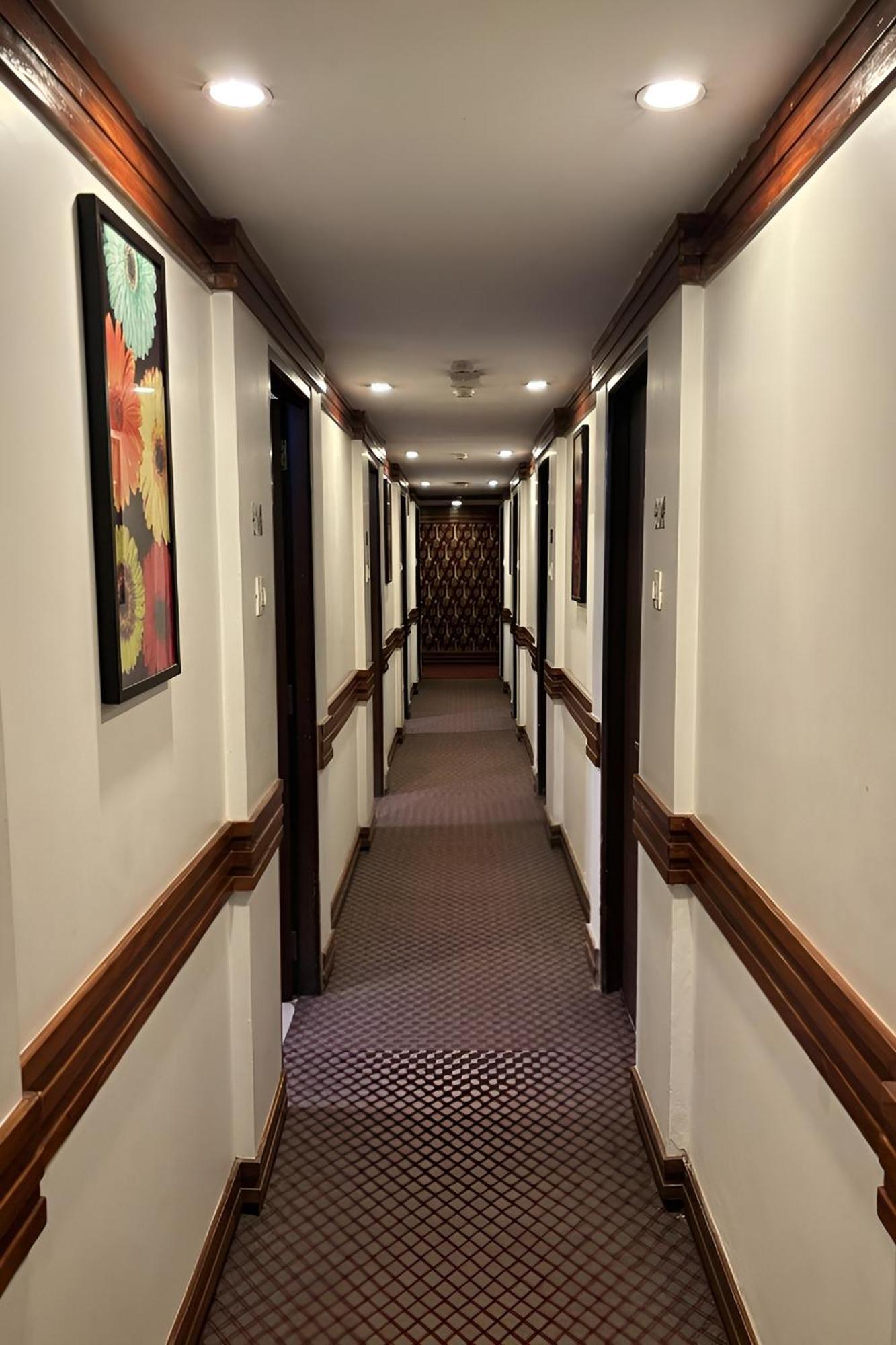 Hotel Concord Galaxy Mumbai Exterior photo