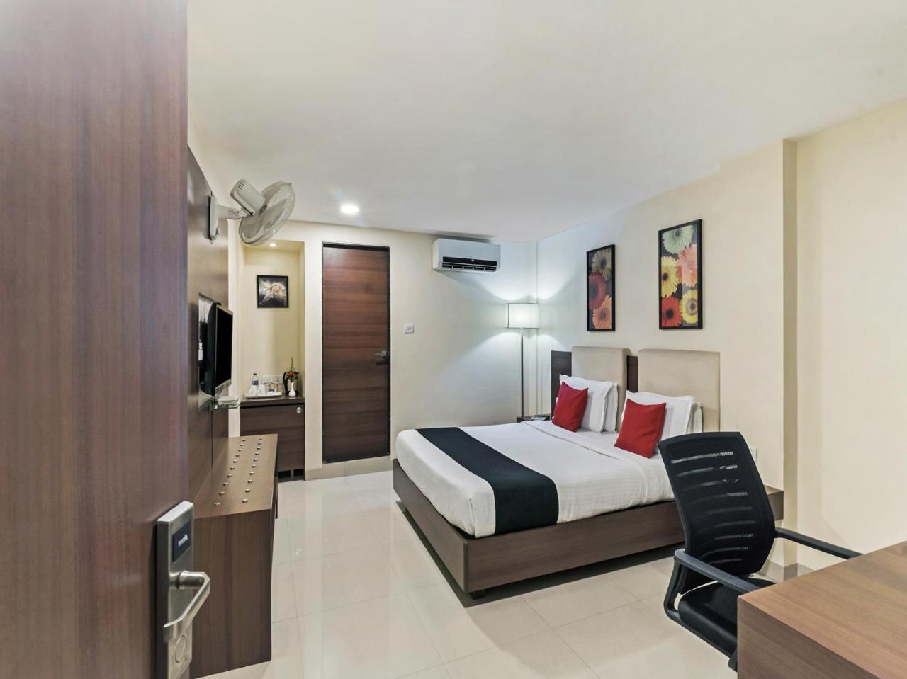 Hotel Concord Galaxy Mumbai Exterior photo