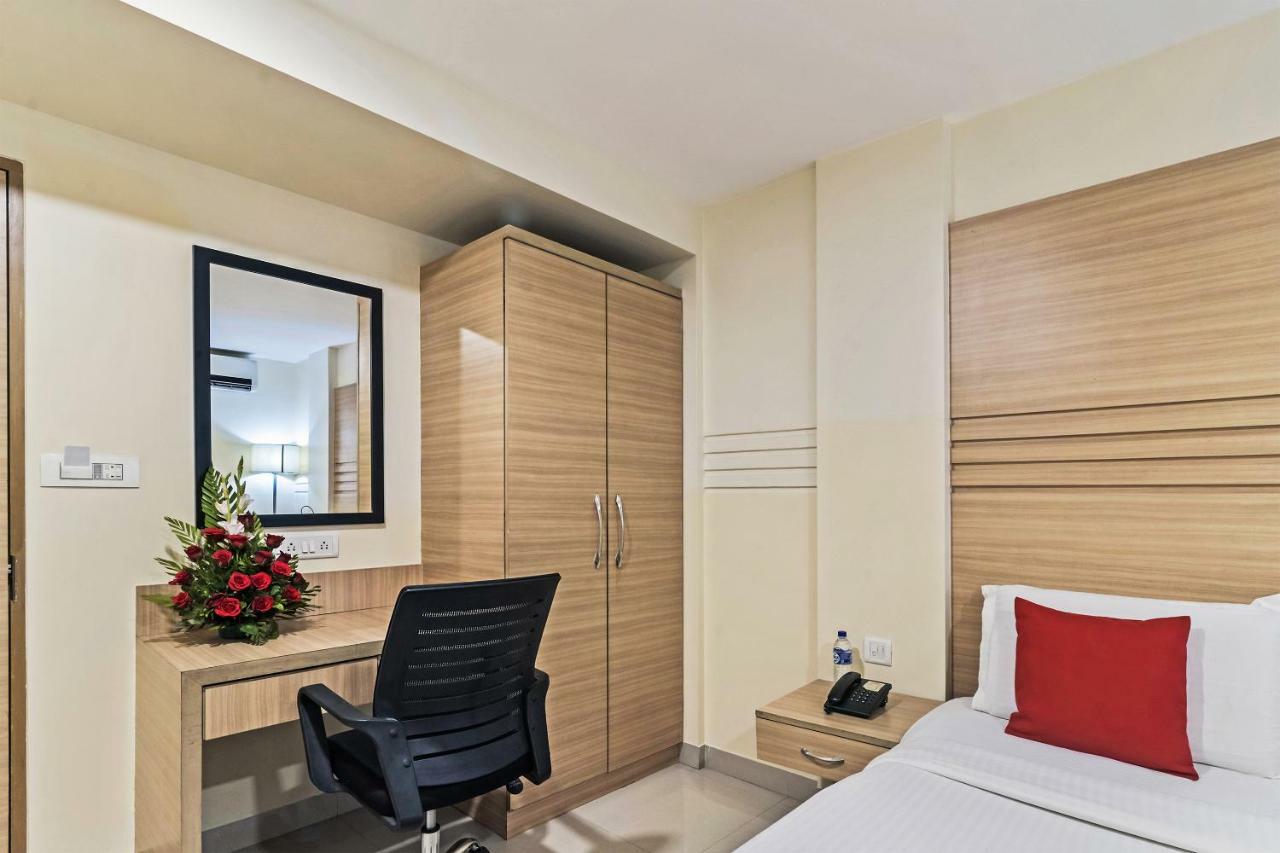 Hotel Concord Galaxy Mumbai Exterior photo